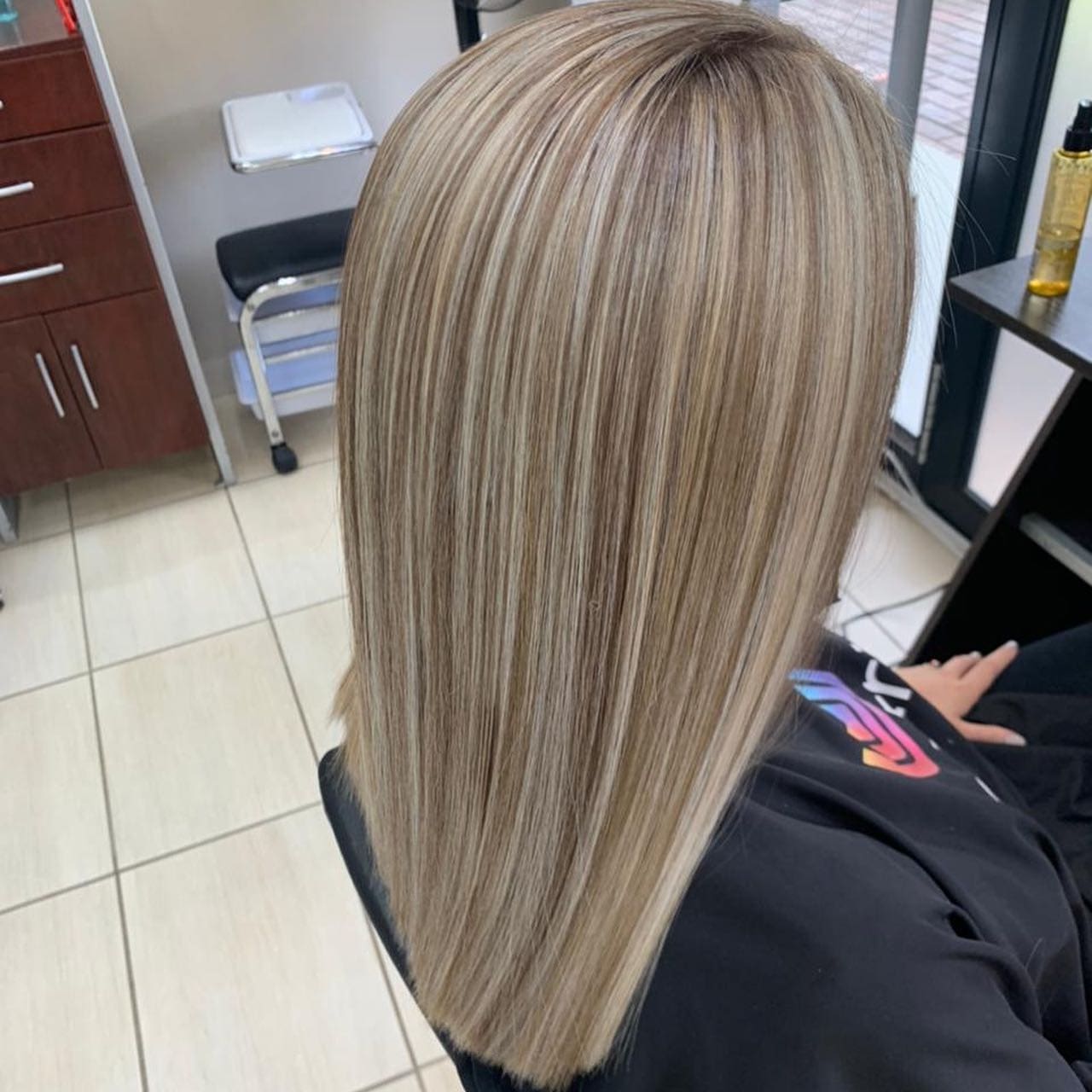 Eliminate split ends with a regular hair trim